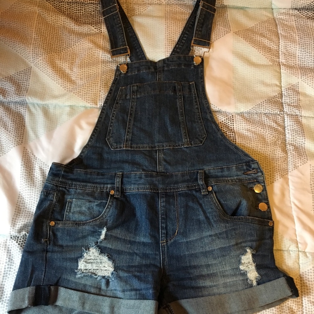 Bib overall shorts size 9